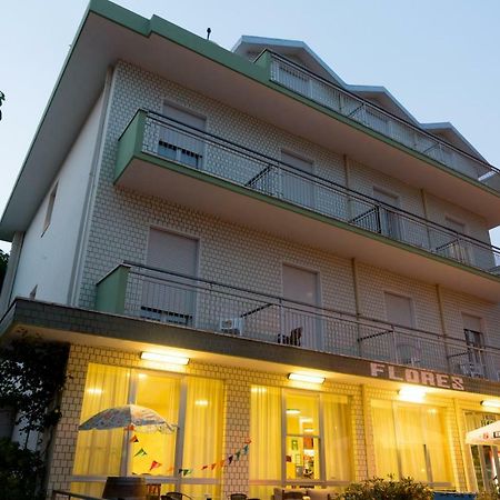 Hotel Flores Riccione Esterno foto